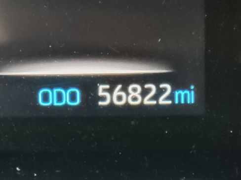 Used 2019 Toyota RAV4 LE image 27