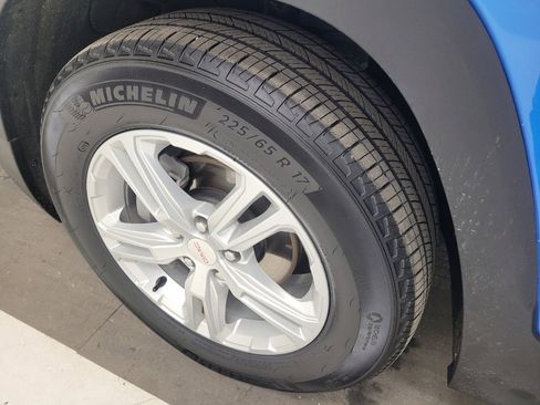 Used 2024 GMC Terrain SLE w/ Driver Convenience Package image 31