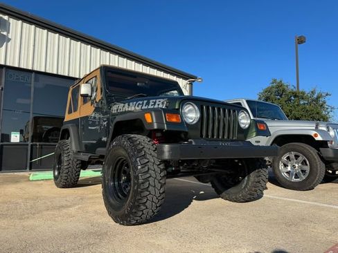 Used 1997 Jeep Wrangler Sport image 3
