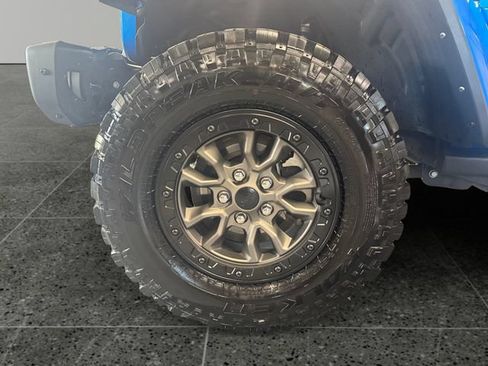 Used 2022 Jeep Wrangler Unlimited Rubicon w/ Dual Top Group AWD/4WD image 28