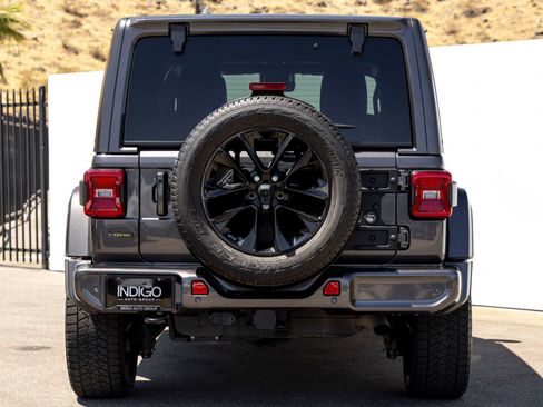 Used 2021 Jeep Wrangler Unlimited Sahara AWD/4WD image 6