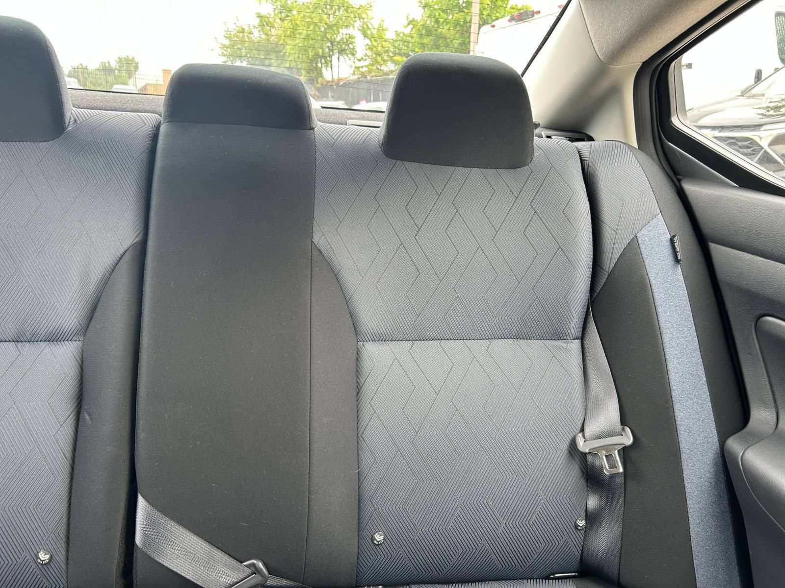 Used 2025 Nissan Versa SV FWD image 54