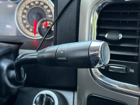 Used 2014 RAM 3500 Laramie w/ Convenience Group AWD/4WD image 20