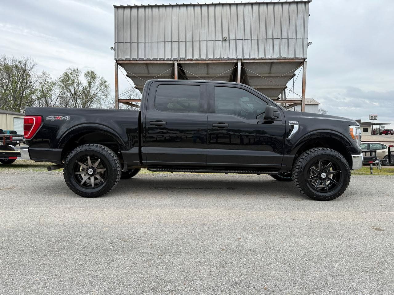 Used 2022 Ford F150 XLT w/ Equipment Group 301A Mid AWD/4WD image 7
