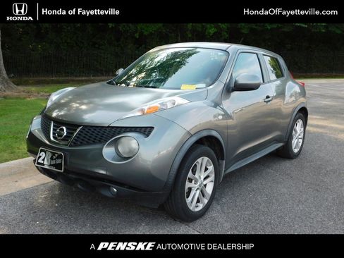 Used 2013 Nissan Juke SL AWD/4WD image 1