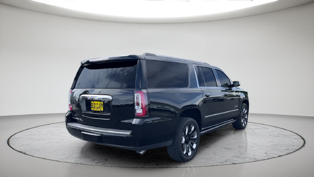 Used 2019 GMC Yukon XL Denali w/ Denali Ultimate Package AWD/4WD image 7