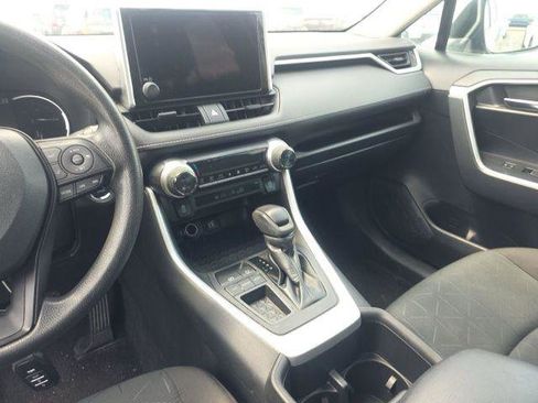 Used 2023 Toyota RAV4 XLE w/ Convenience Package image 6