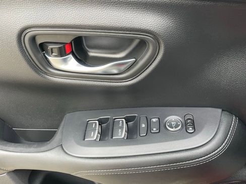 Used 2025 Honda HR-V EX-L image 25