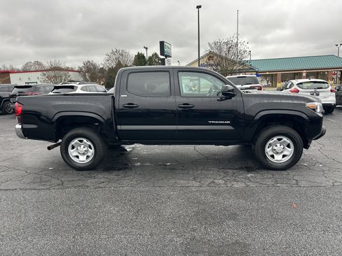 Used 2023 Toyota Tacoma SR5 image 9