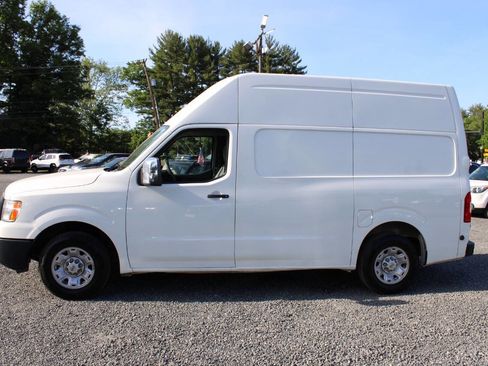 Used 2019 Nissan NV 2500 SV RWD image 10