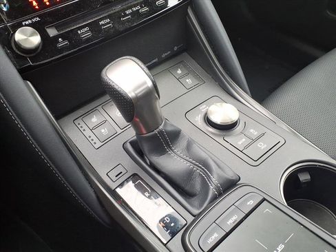 Certified 2023 Lexus IS 350 F Sport image 16