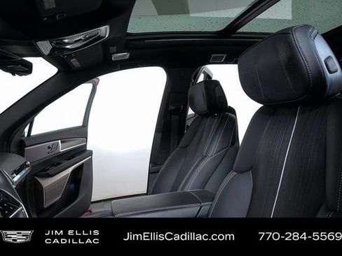 Certified 2026 Cadillac Vistiq Sport image 6