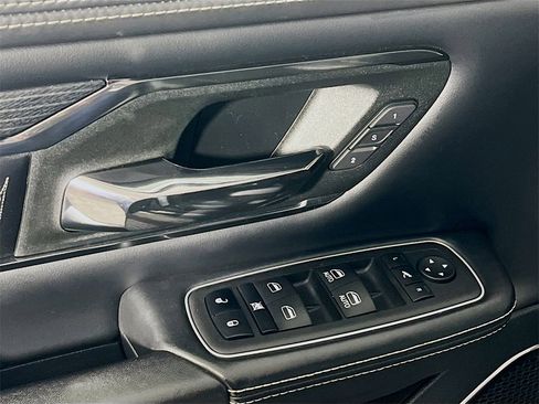 Used 2023 RAM 1500 Limited w/ Body Color Bumper Group image 17