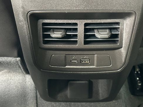 Certified 2023 GMC Canyon AT4 w/ AT4 Premium Package AWD/4WD image 15