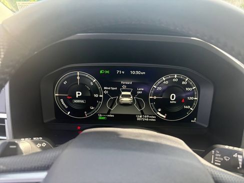 Used 2025 Mitsubishi Outlander SE AWD/4WD image 16
