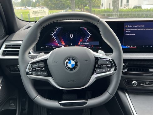 Used 2025 BMW 330i xDrive Sedan w/ Premium Package image 18