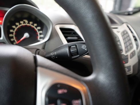 Used 2012 Ford Fiesta SE image 14