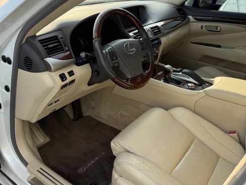 Used 2016 Lexus LS 460 L RWD image 10