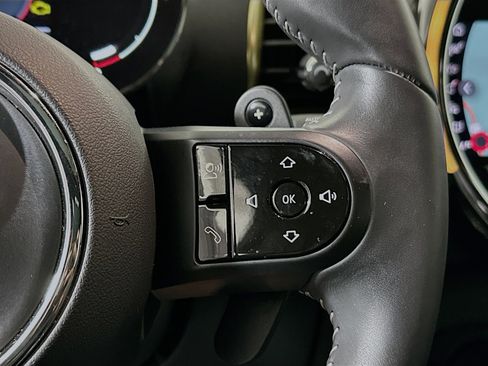 Used 2024 MINI Cooper Clubman S w/ MINI Untold Edition image 17