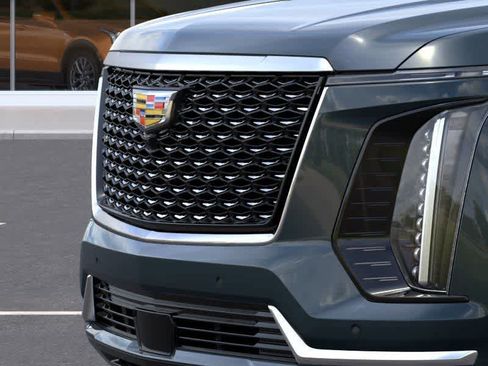 New 2026 Cadillac Escalade Luxury w/ Touring Package image 13