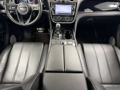 Used 2019 Bentley Bentayga AWD/4WD image 52