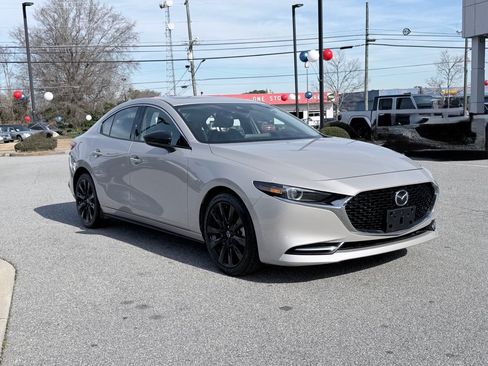 Used 2022 MAZDA MAZDA3 s AWD/4WD image 2