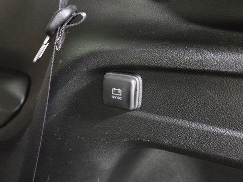 Used 2023 Jeep Grand Cherokee L Limited AWD/4WD image 18