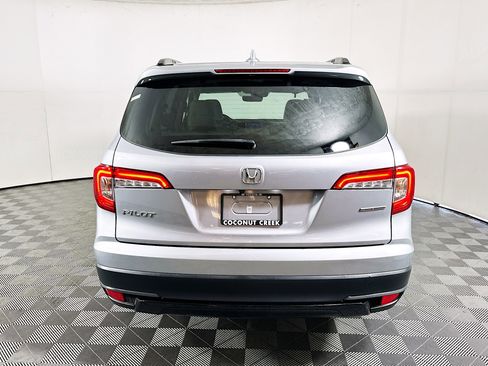 Used 2021 Honda Pilot Special Edition image 4