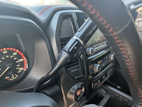 Used 2023 Nissan Titan PRO-4X w/ Pro-4x Convenience Package image 22