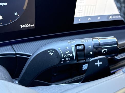 Used 2024 Hyundai Santa Fe Calligraphy image 28