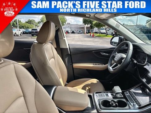 Used 2025 Audi Q8 Premium Plus AWD/4WD image 18