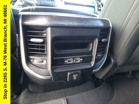 Used 2020 RAM 1500 Big Horn AWD/4WD image 40