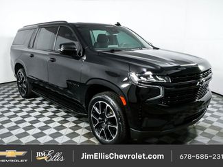 Used 2024 Chevrolet Suburban RST w/ Luxury Package RWD video 1