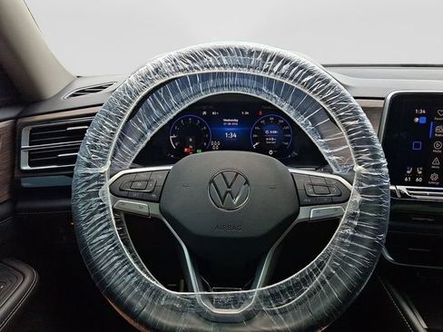 Used 2024 Volkswagen Atlas SEL Premium R-Line AWD/4WD image 22