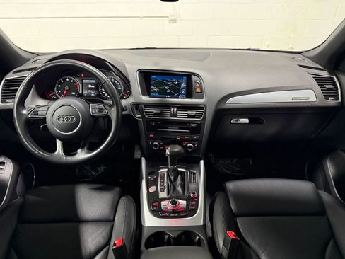 Used 2017 Audi Q5 2.0T Premium Plus w/ Technology Package AWD/4WD image 20