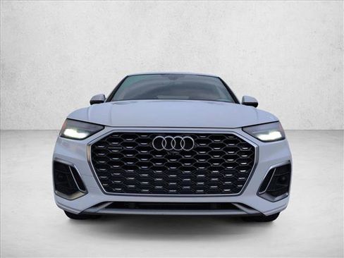 Used 2021 Audi Q5 2.0T Premium Plus w/ Premium Plus Package AWD/4WD image 2