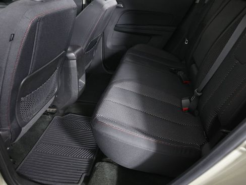 Used 2015 Chevrolet Equinox LT image 17