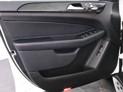 Used 2019 Mercedes-Benz GLS 450 4MATIC w/ Premium 1 Package image 10