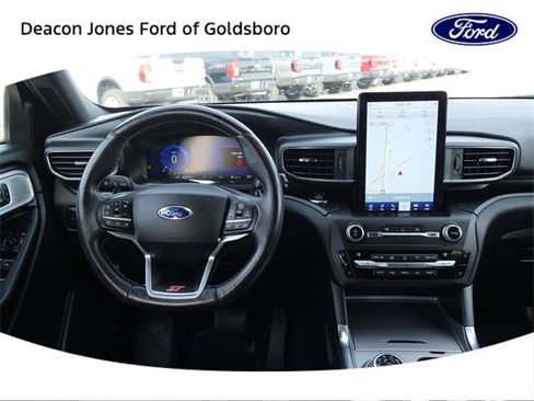 Used 2020 Ford Explorer ST w/ Premium Technology Package image 21