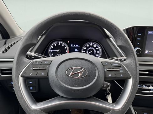 Used 2023 Hyundai Sonata SE image 20
