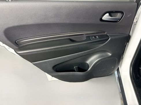 Used 2023 Dodge Durango SXT RWD image 26