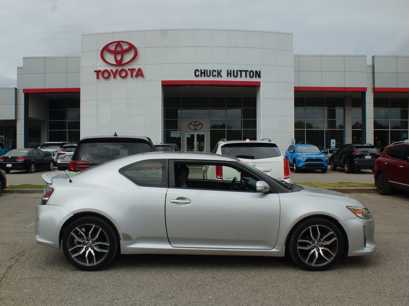 Used 2014 Scion tC FWD image 1