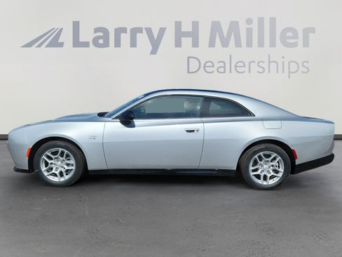 New 2025 Dodge Charger R/T w/ Quick Order Package 25M R/T image 3