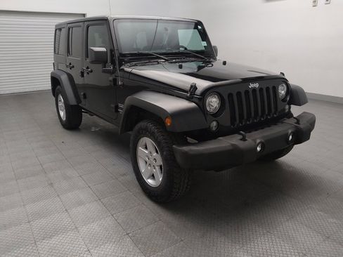 Used 2017 Jeep Wrangler Unlimited Sport w/ Quick Order Package 24S AWD/4WD image 13