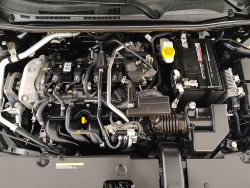 Used 2025 Nissan Sentra S FWD image 30