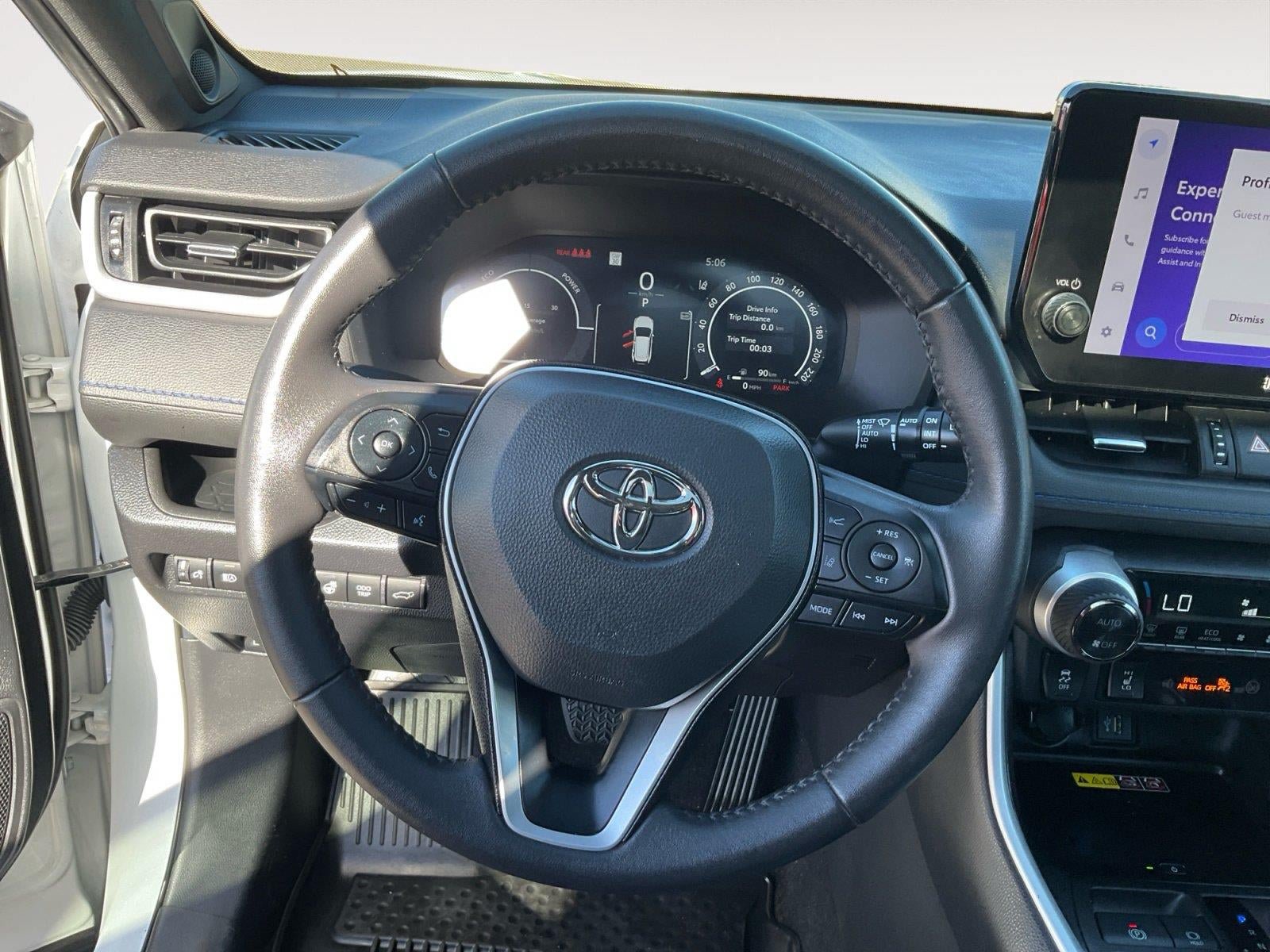 Used 2023 Toyota RAV4 XSE AWD/4WD image 12