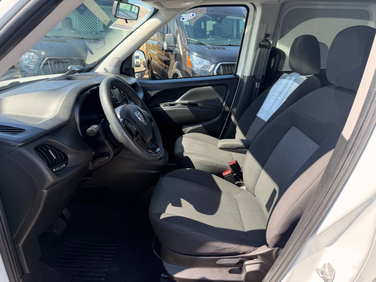 Used 2022 RAM ProMaster City Tradesman FWD image 12