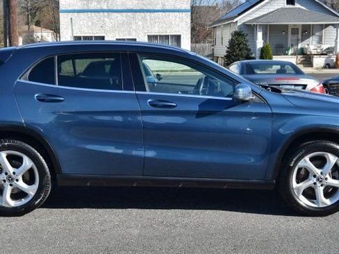 Used 2020 Mercedes-Benz GLA 250 4MATIC image 6
