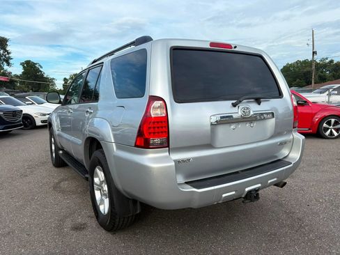 Used 2006 Toyota 4Runner SR5 AWD/4WD image 7