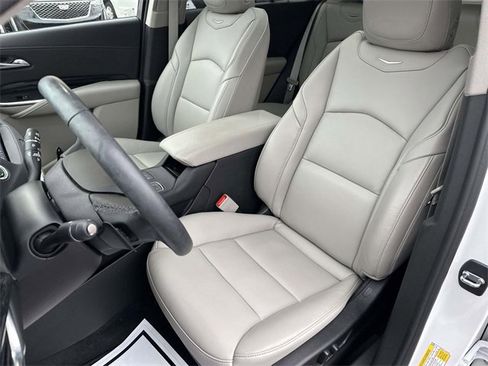 Certified 2023 Cadillac XT4 Premium Luxury w/ Cold Weather Package image 20